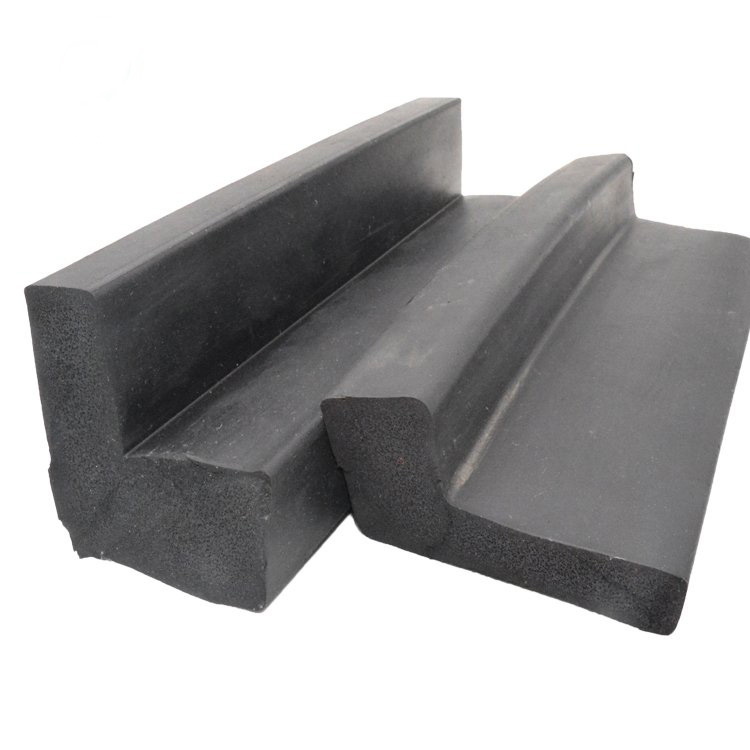 L-type ship special sealing strip