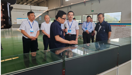 Cao Yuekun, deputy director of the Standing Committee of Shangqiu Municipal People's Congress, visited the company for investigation.