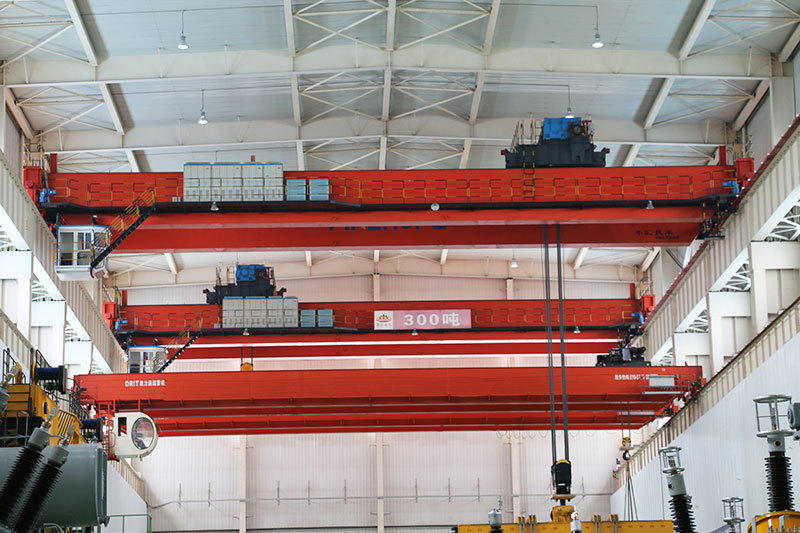 300-ton Travelling Crane