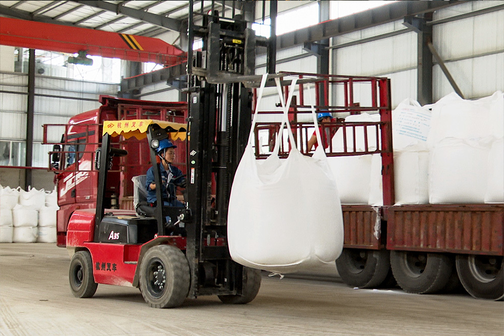 Fork transportation of finished products