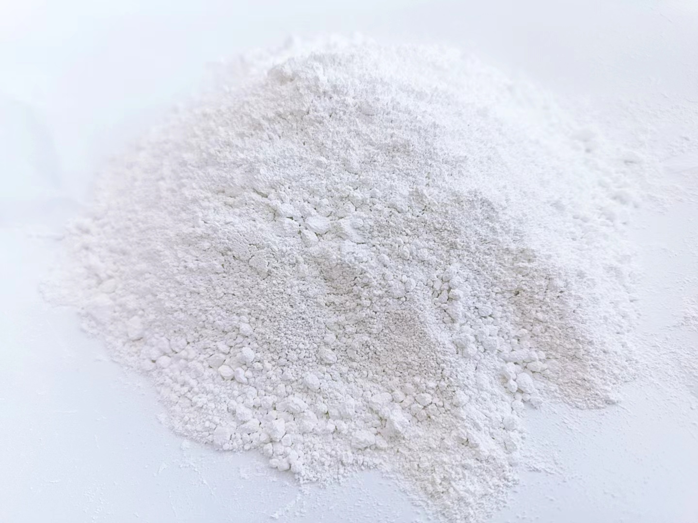 Industrial zinc sulfide