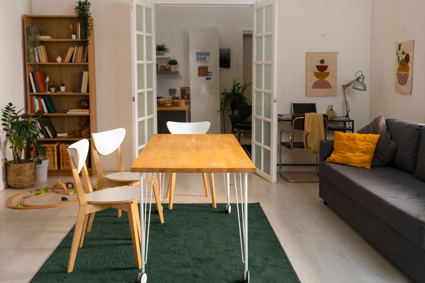 The homeware industry seeks innovative breakthroughs