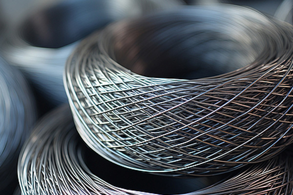 What material of wire mesh is generally used for bullpen? What material of wire mesh is generally used for bullpen?