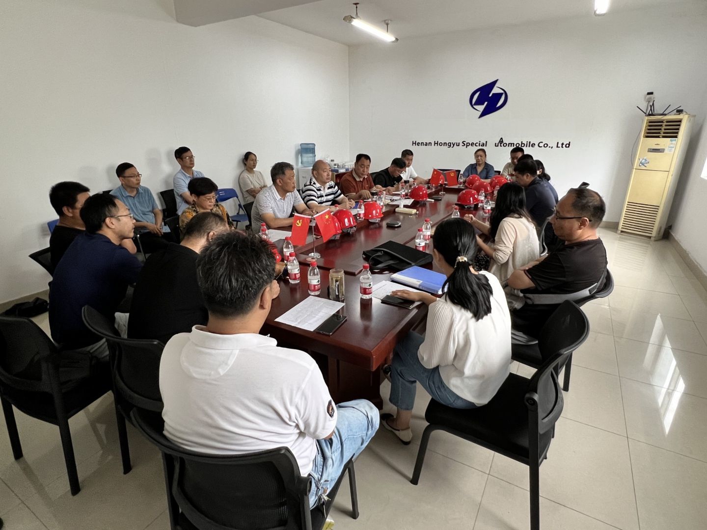 河南紅宇集團南陽園區4號工房建設項目順利通過竣工聯合驗收