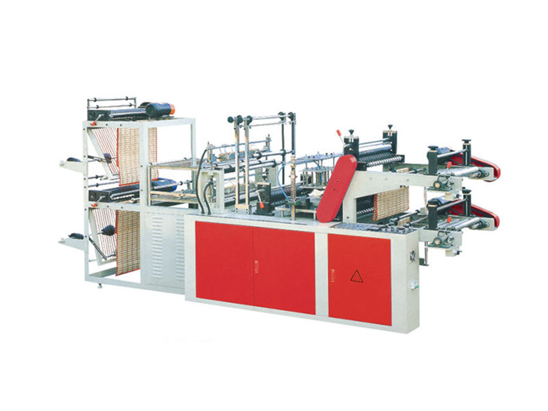 T-shirt and flat bag Rolling bag making machine