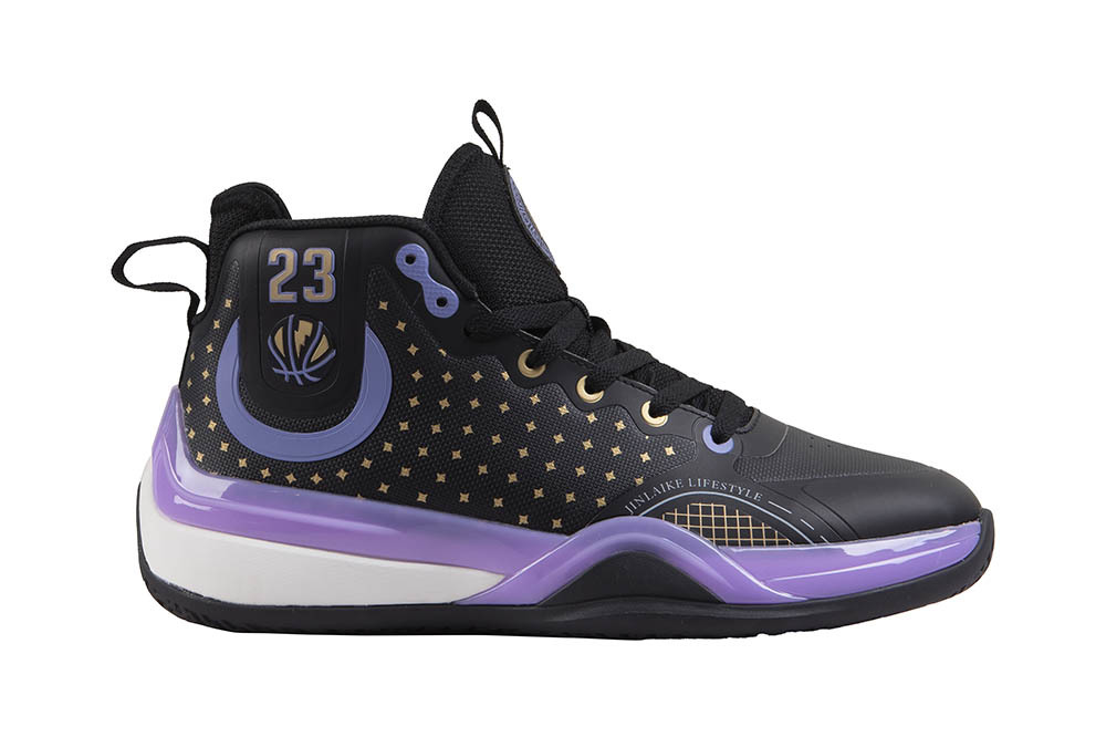 82 Basketball Shoes