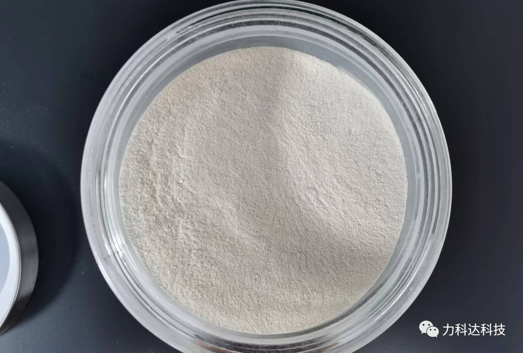 奋力往前是最美的姿态——新型防水喷涂薄膜面世
