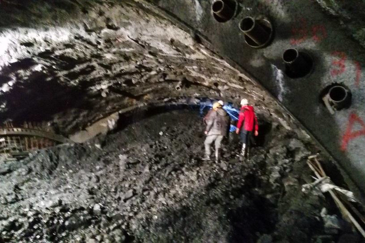 Liangshan Tunnel Filling and Reinforcement Project