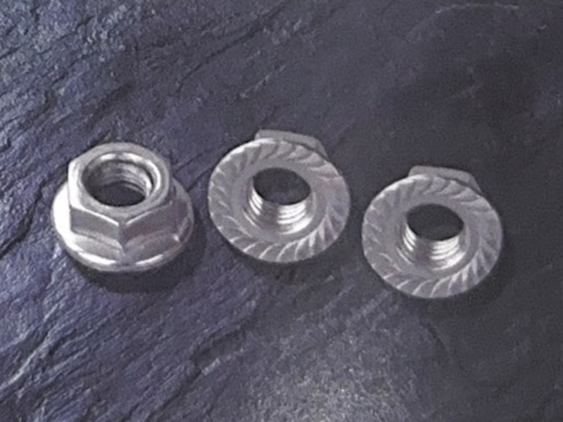 Flange nut