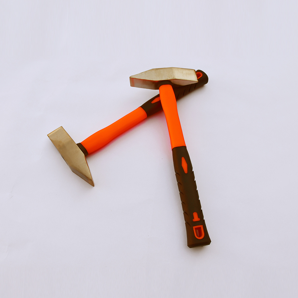 Explosion-proof rust removal hammer