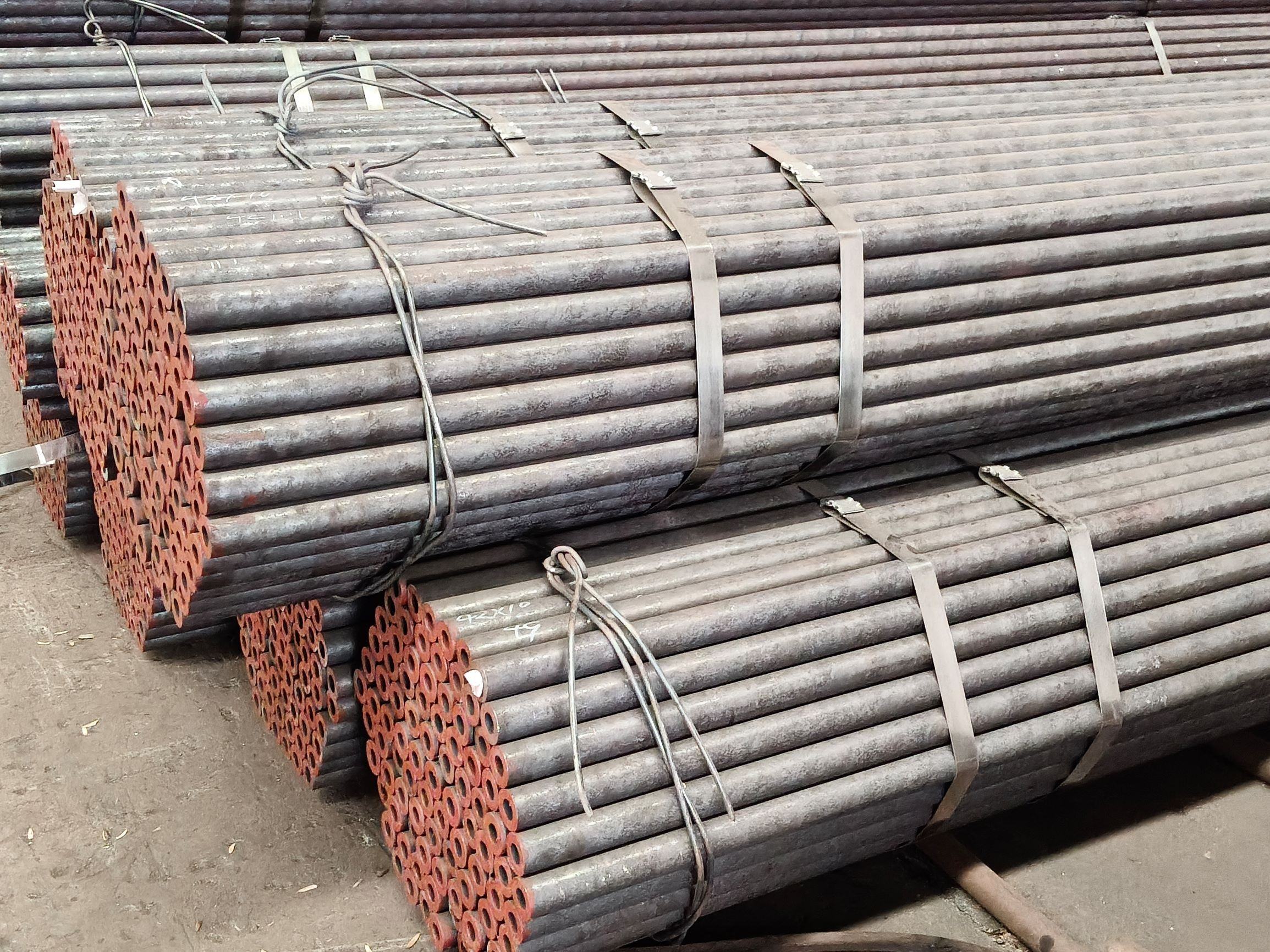 Api 5l Round Black Seamless Carbon Steel Pipe Liaocheng Seamless Steel Pipe Hot Sale Hot Rolled Seamless Steel Pipe