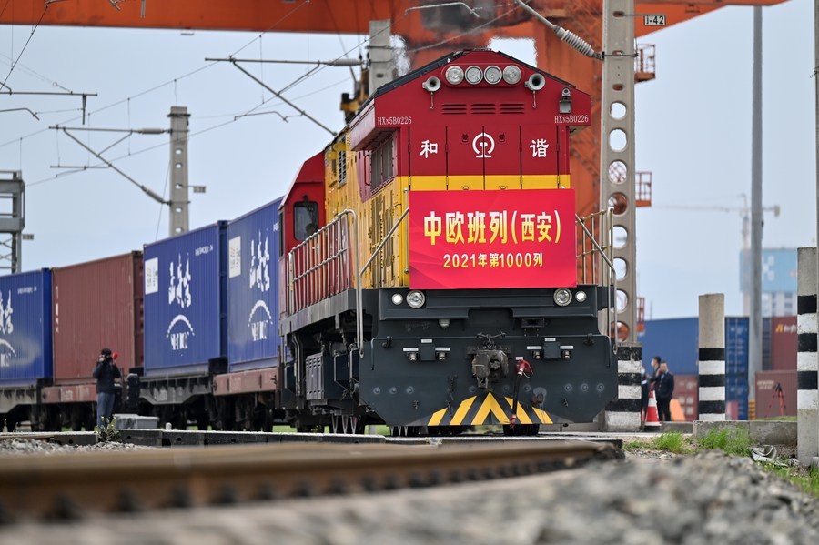 China-Europe freight train facilitates smooth Christmas exports