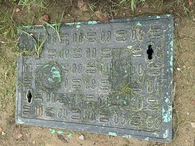 WHY COMPOSITE MANHOLE COVERS ARE THE BEST CHOICE FOR GAS STATIONS RENOVATIONS?_COMPOSITE MANHOLE COVERS ARE THE BEST CHOICE FOR GAS STATIONS RENOVATIONS,GAS STATION MANHOLE COVERS,COMPOSITE MANHOLE COVERS,SMC MANHOLE COVERS