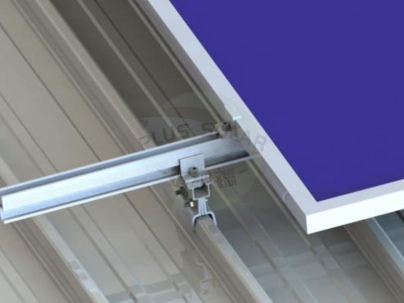PLUS Solar - Pitched Metal Roof Mounting Standing Seam Roof Structure with Standing Seam Clamp