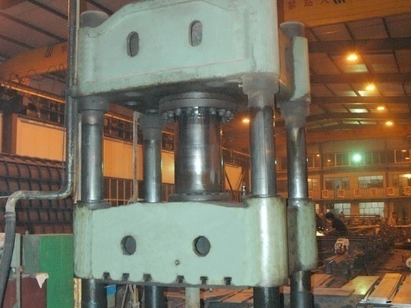 500T four-column hydraulic press