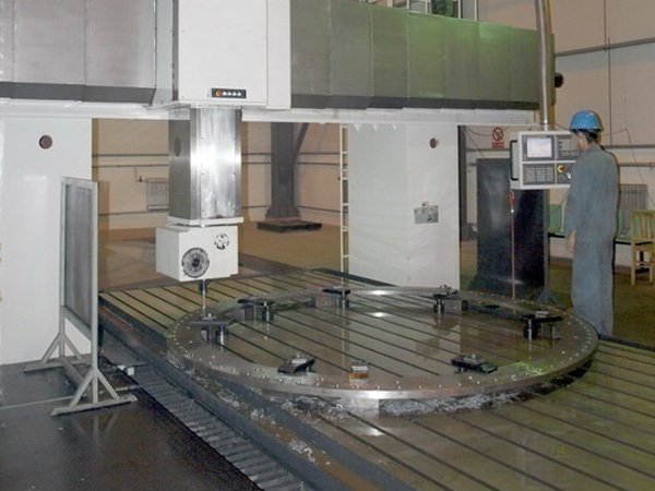 Gantry CNC five-face milling center