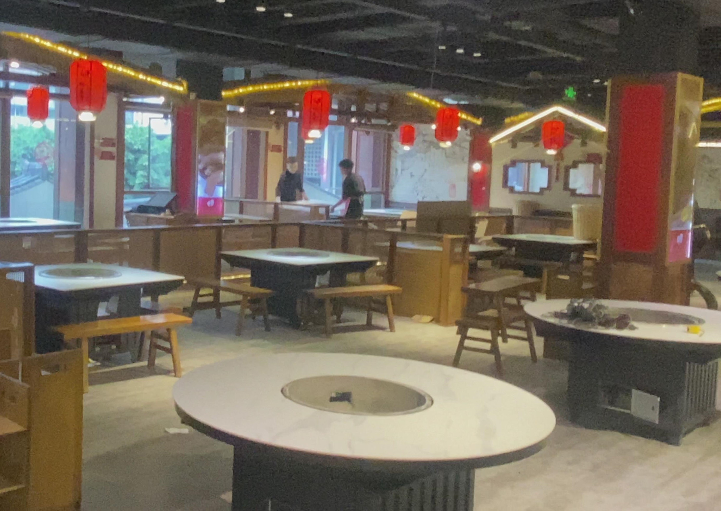 電子打火與熄火保護(hù)雙功能柴火灶，品牌連鎖第36家店面完美安裝落幕