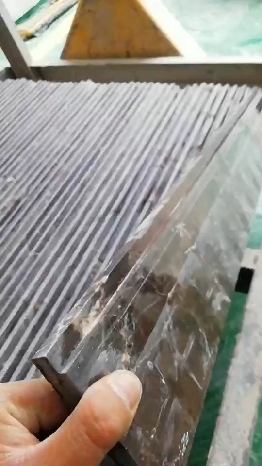 视频标题 视频标题