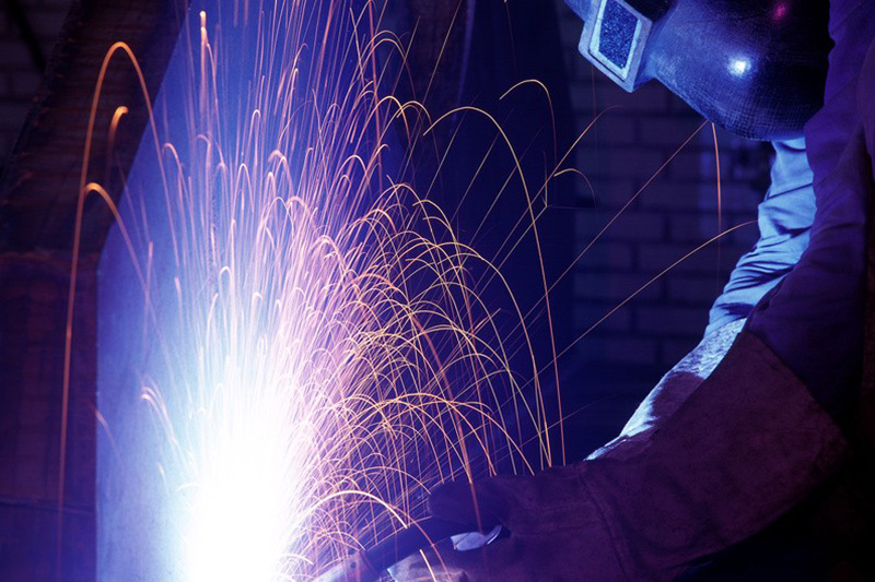 There are several common methods of spot welding machines