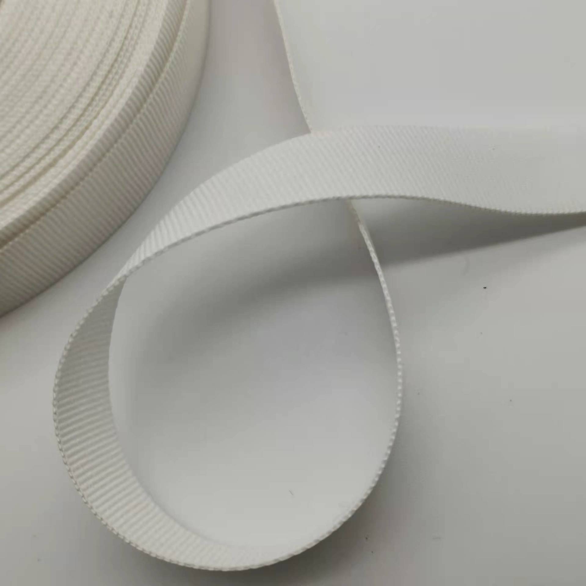 Polyester tapes