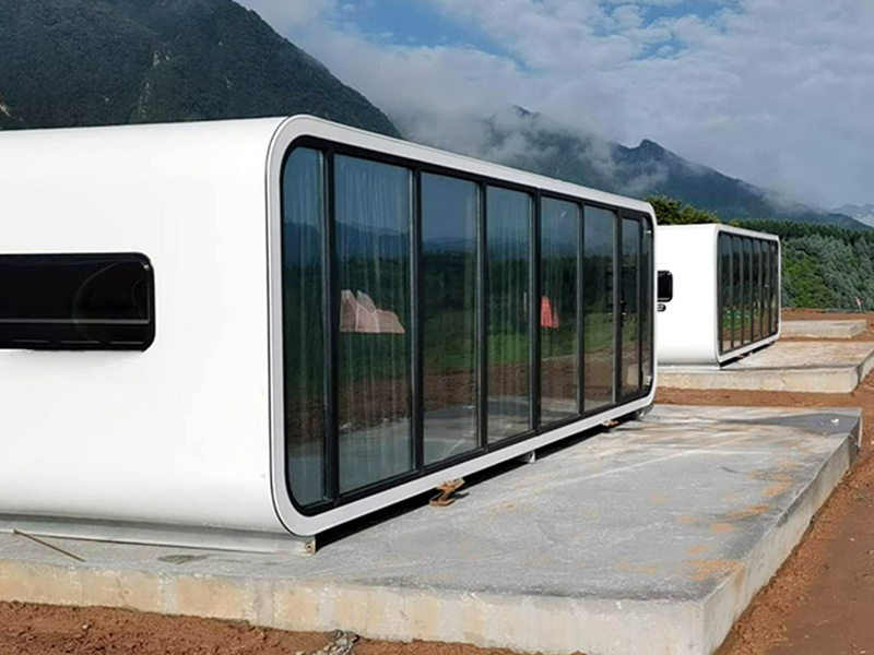 Capsule Room