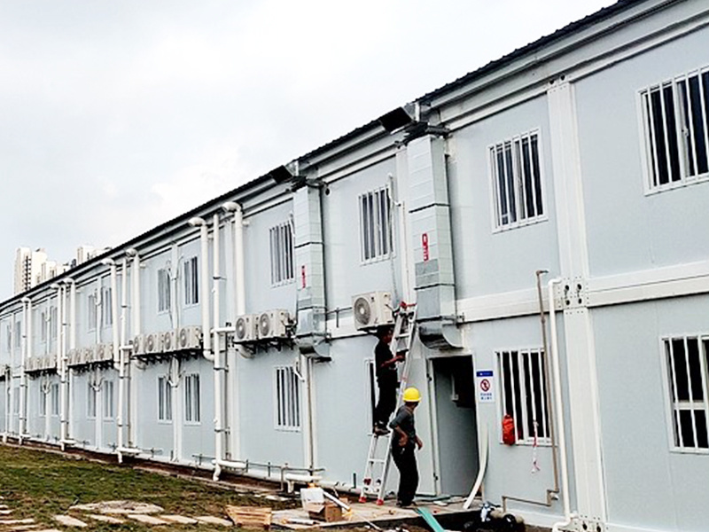 Foldable mobile container shelter for disaster relief