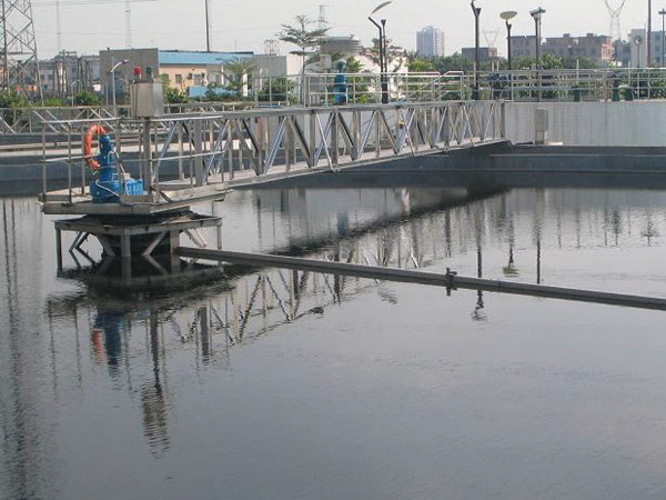 YQG bridge sludge scraper