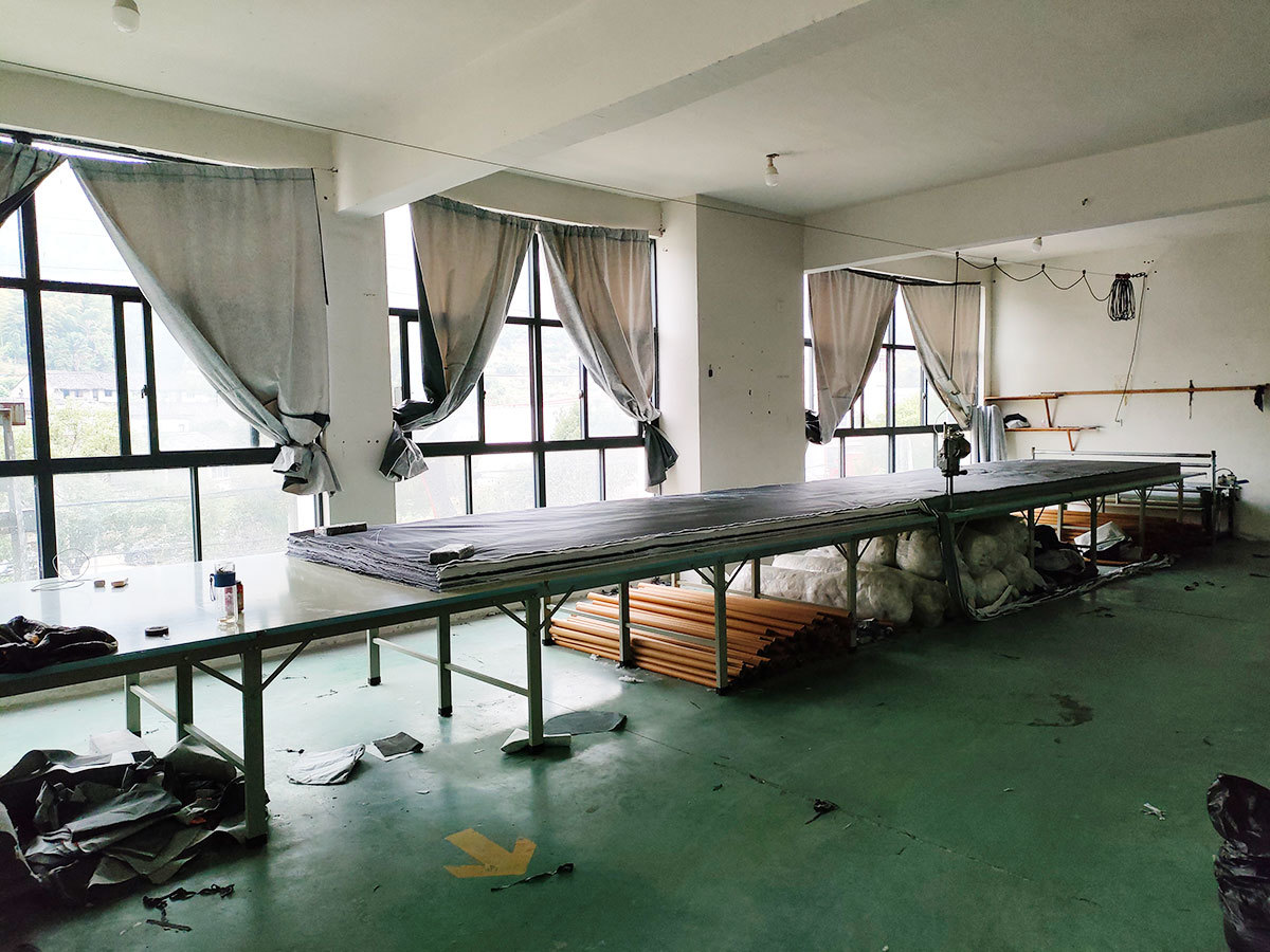 Car cover workshop