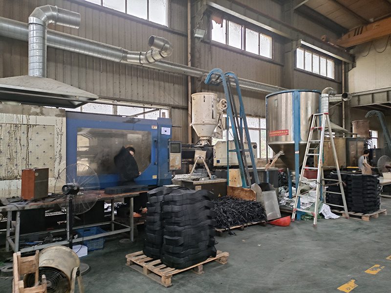 Car mat workshop