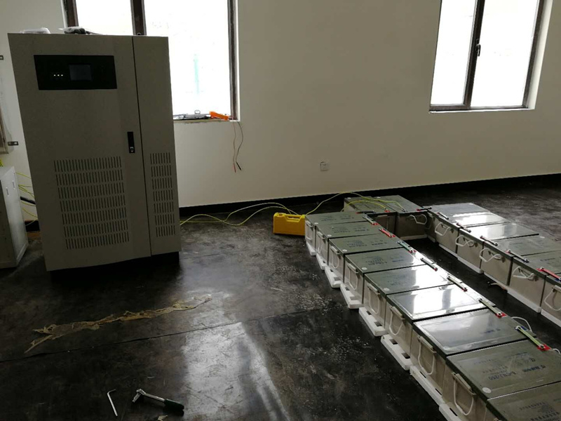 2018年6月26日，由4177新浦京承建的新疆一号冰川40KW离网储能电站调试运行成功，为当地老百姓带去清洁可再生能源电力。