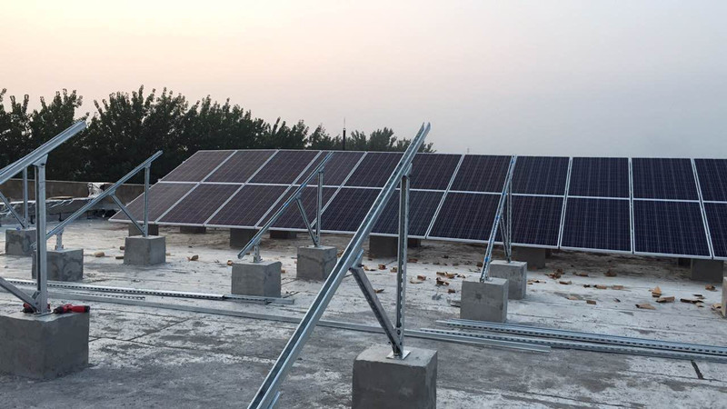 2017年8月江苏弘德科技承建山东滨州厂房屋顶电站，目前电站正在紧张施工中，弘德科技将确保优质高效的按时交付电站并网发电。