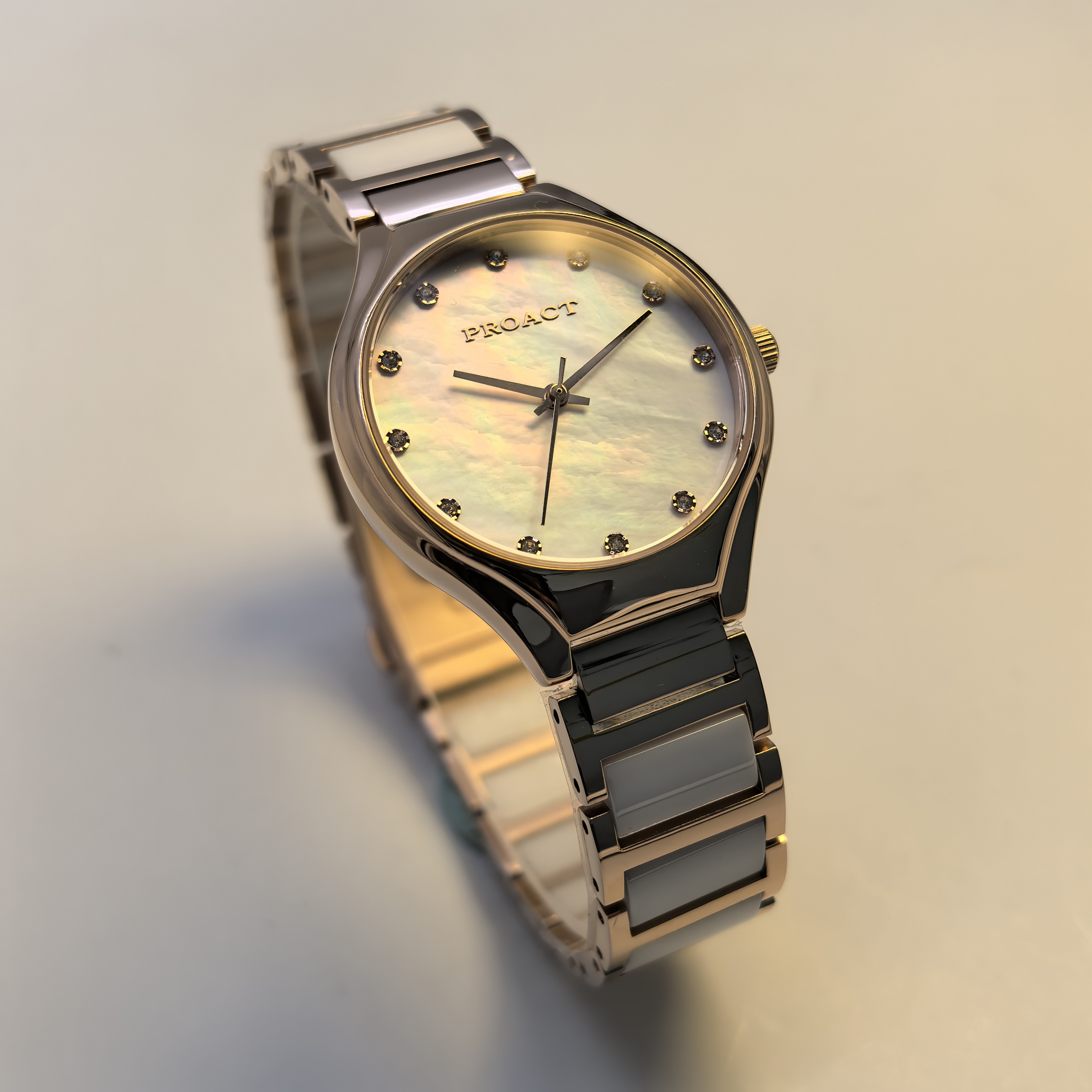 Fashionable women's watches