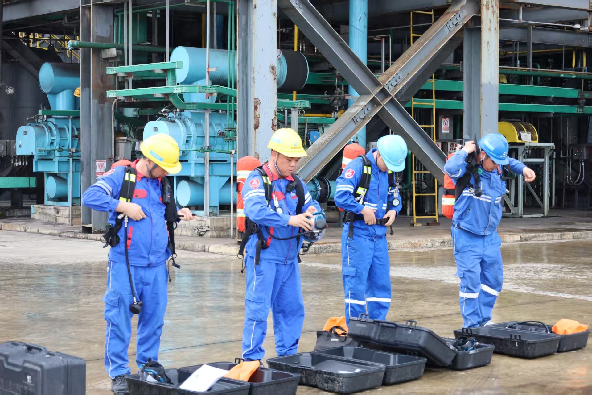 Bolstering Safety Defenses, Igniting the Green Engine: Chengxin Lithium Launches 2025 Safe Production Month Activities