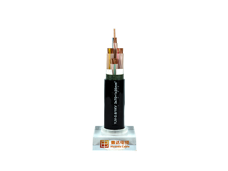 YJV-0.6/1KV 3Ⅹ70+1Ⅹ35m㎡