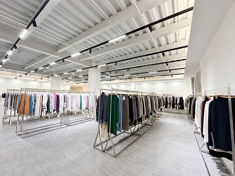 展厅、商店和直播室
