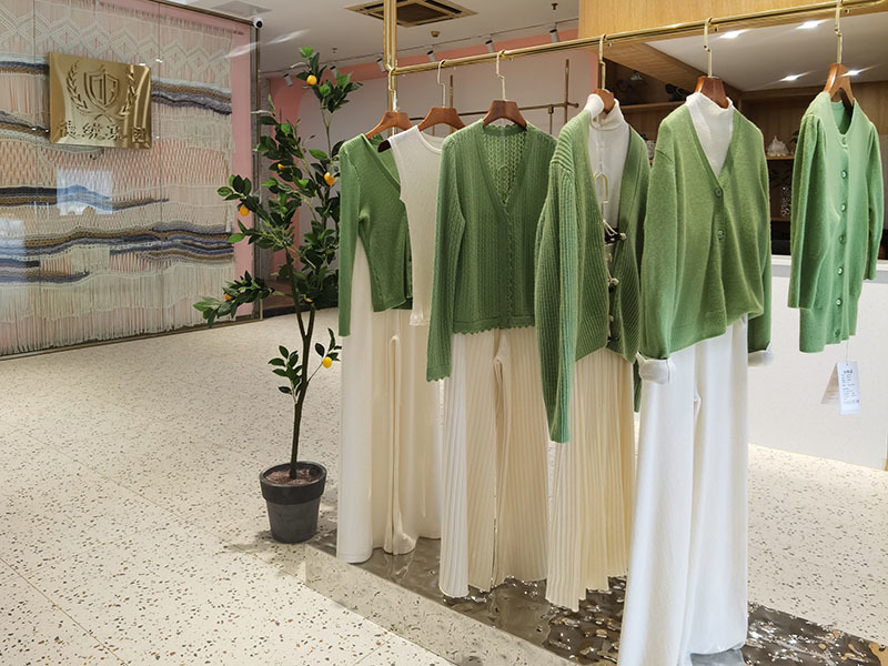 展厅、商店和直播室