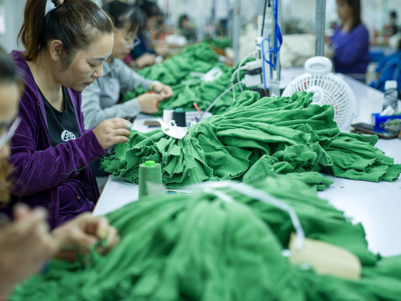 服装厂图片:
