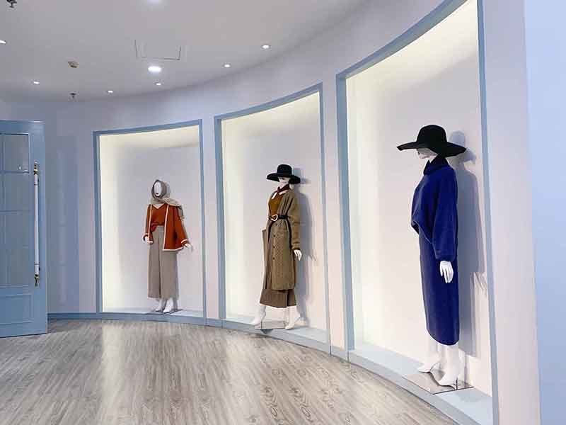 Exhibition halls, stores, and live streaming rooms