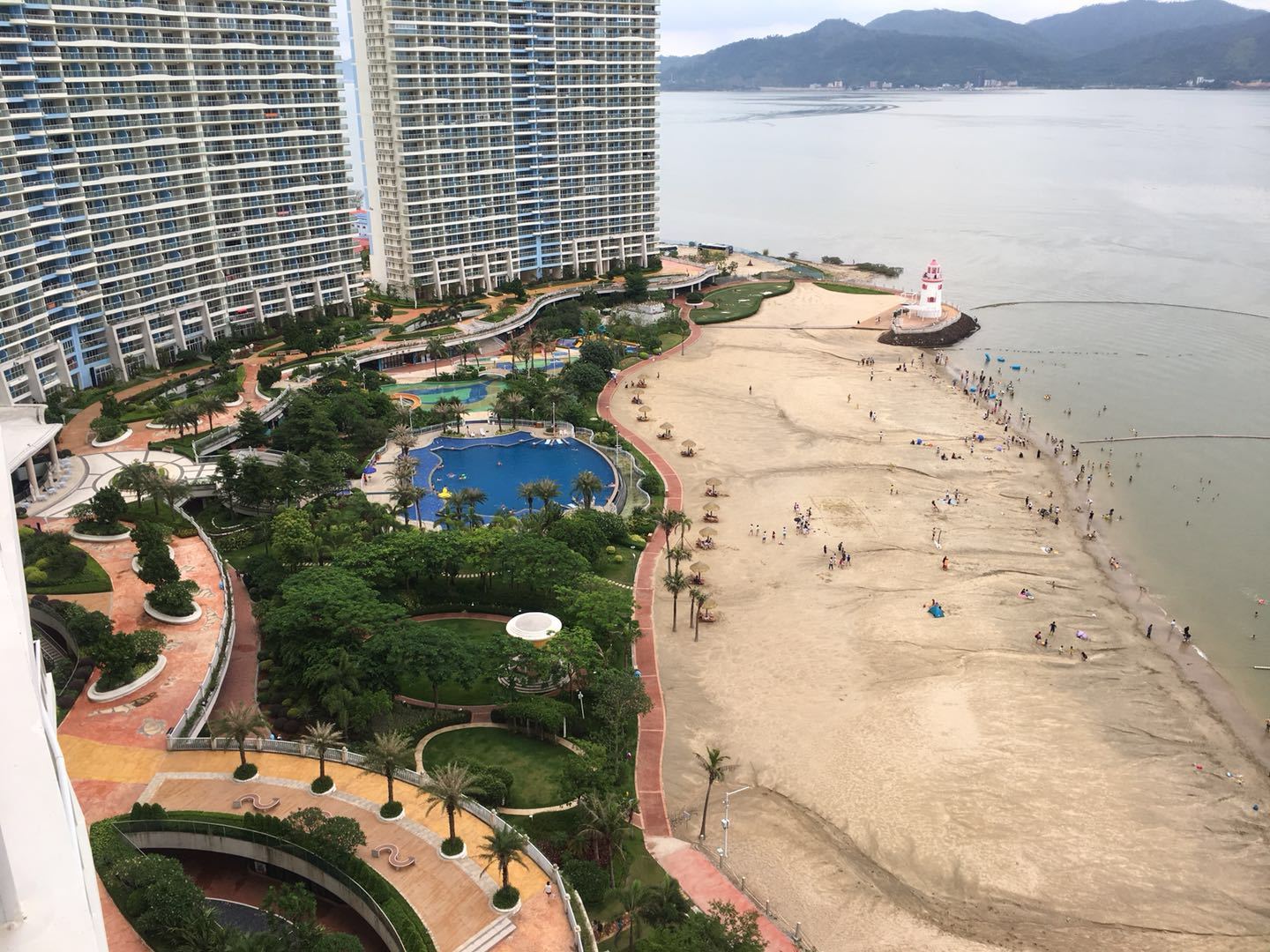2018广州路加营销部经营团队海湾拓展——【 世界那么大,公司带你去看看】