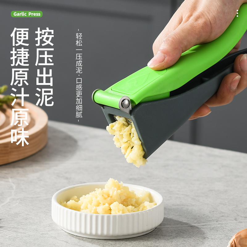 1110 Garlic Press