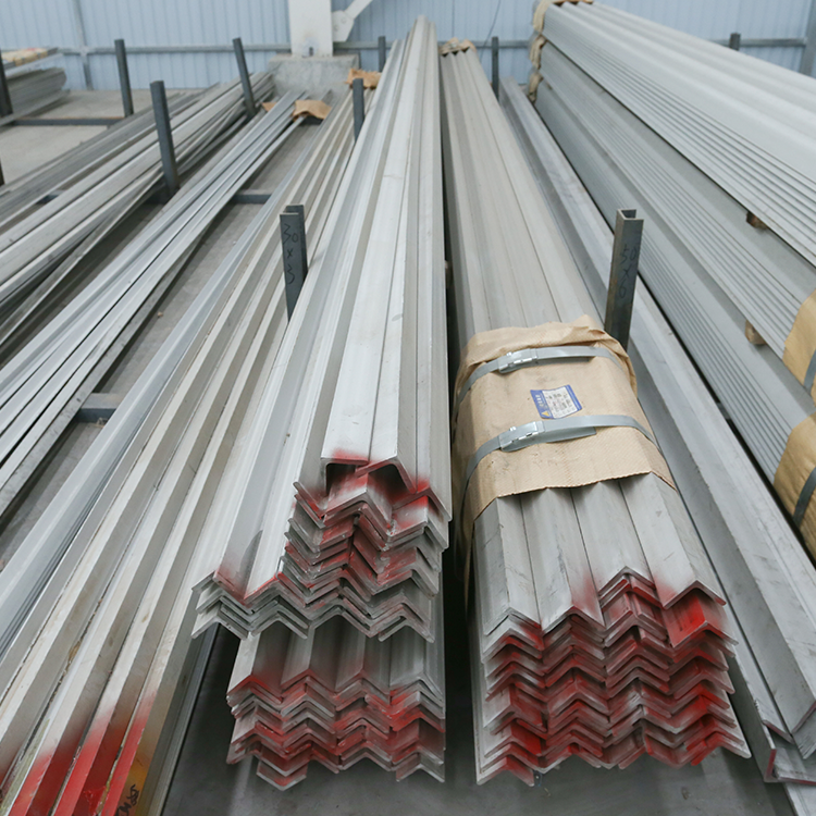 ST37 Steel Angle