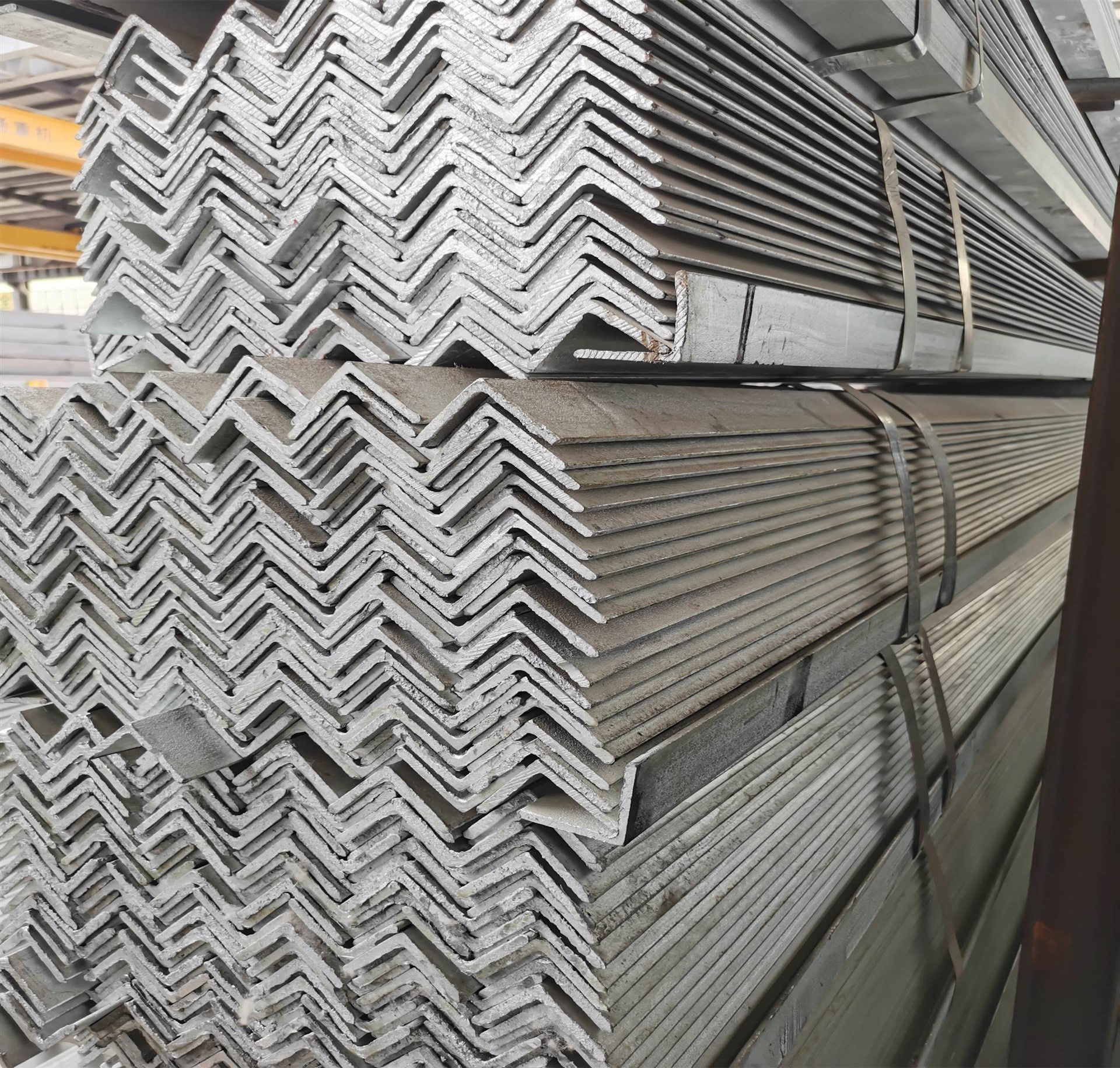 SS400 Steel Angle