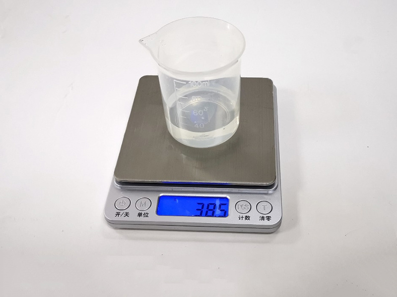 Measuring the mass of solids and liquids