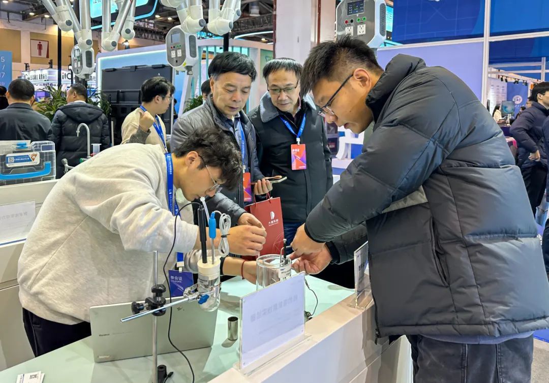 Good products, good brand, good service is still! The First Jiangsu (Suzhou) Education Equipment Exhibition