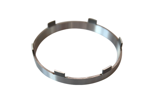 Intermediate ring for automotive gearbox