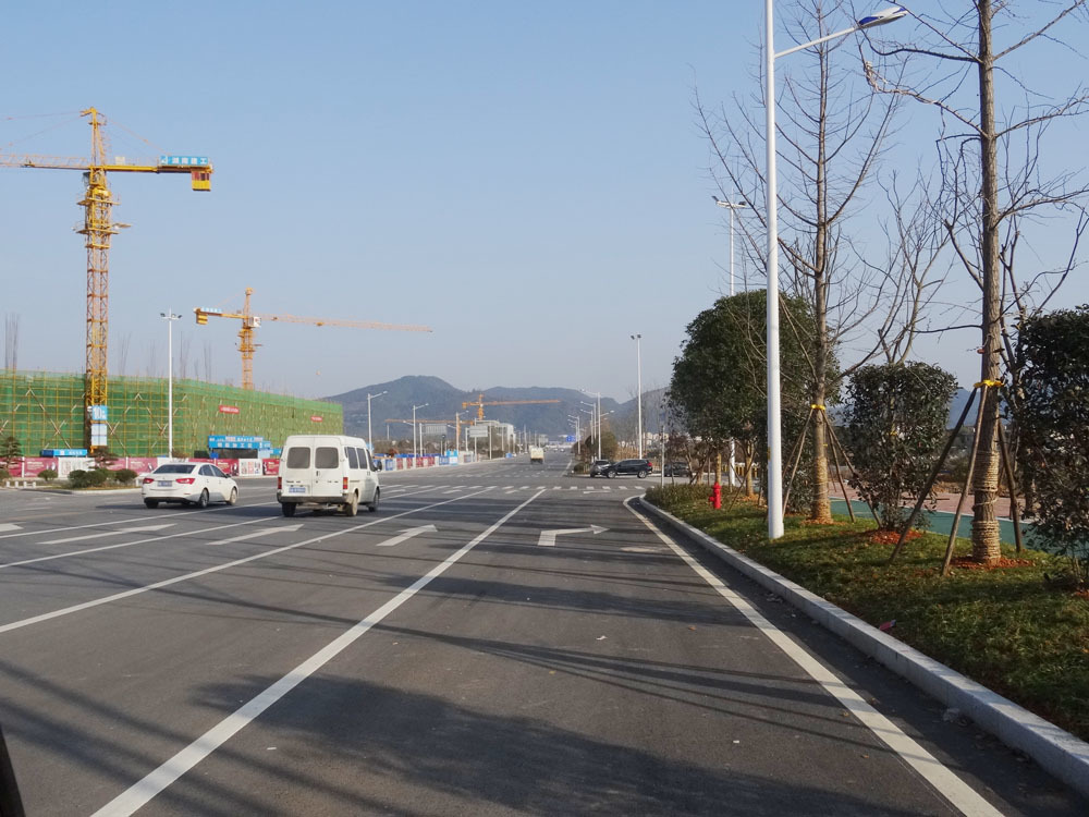 瀏陽市白沙路（人民銀行-李畋路）道路路燈