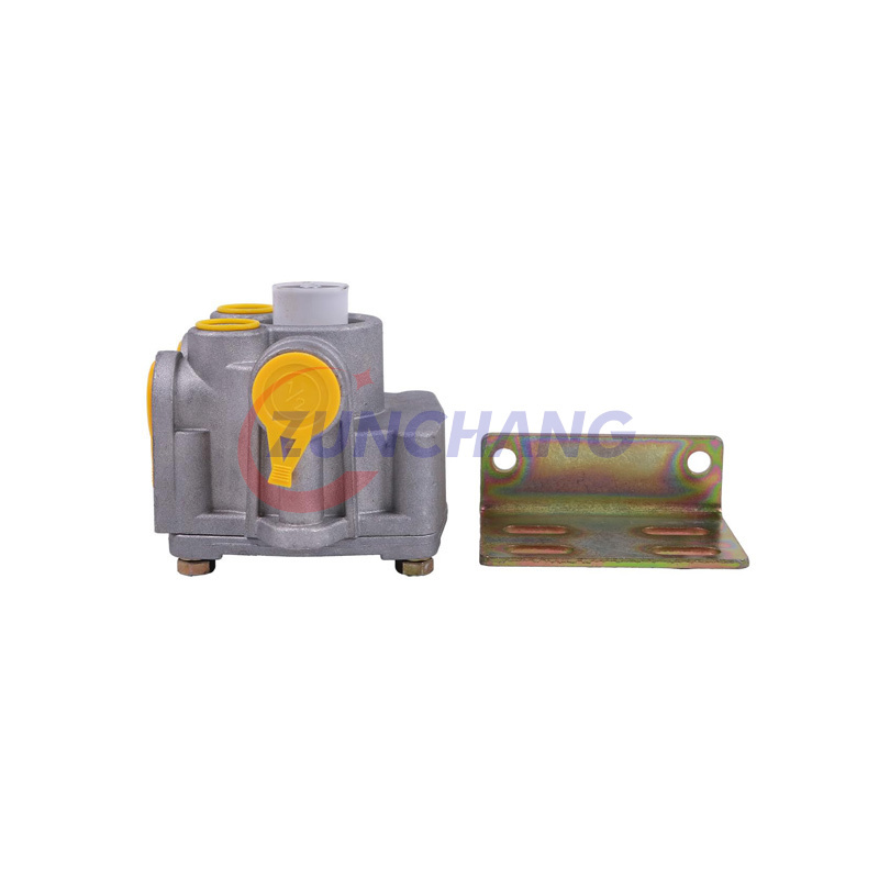 065303 2 Vert. 2 Horiz. Delivery Ports， 3/8”Ports (12)， (4 psi C.P.)