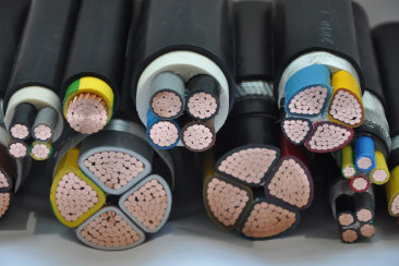 The difference between environmentally friendly cables and low smoke halogen-free cables