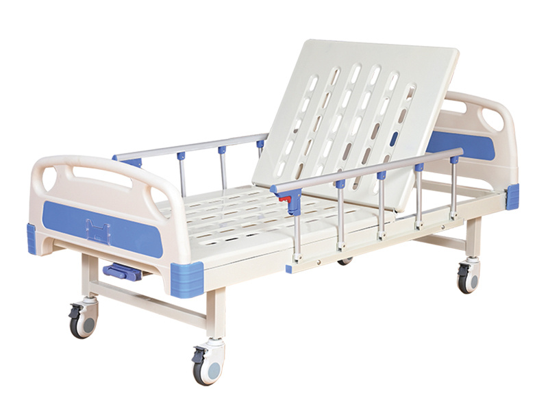 How to avoid the problem of clamping in medical nursing beds