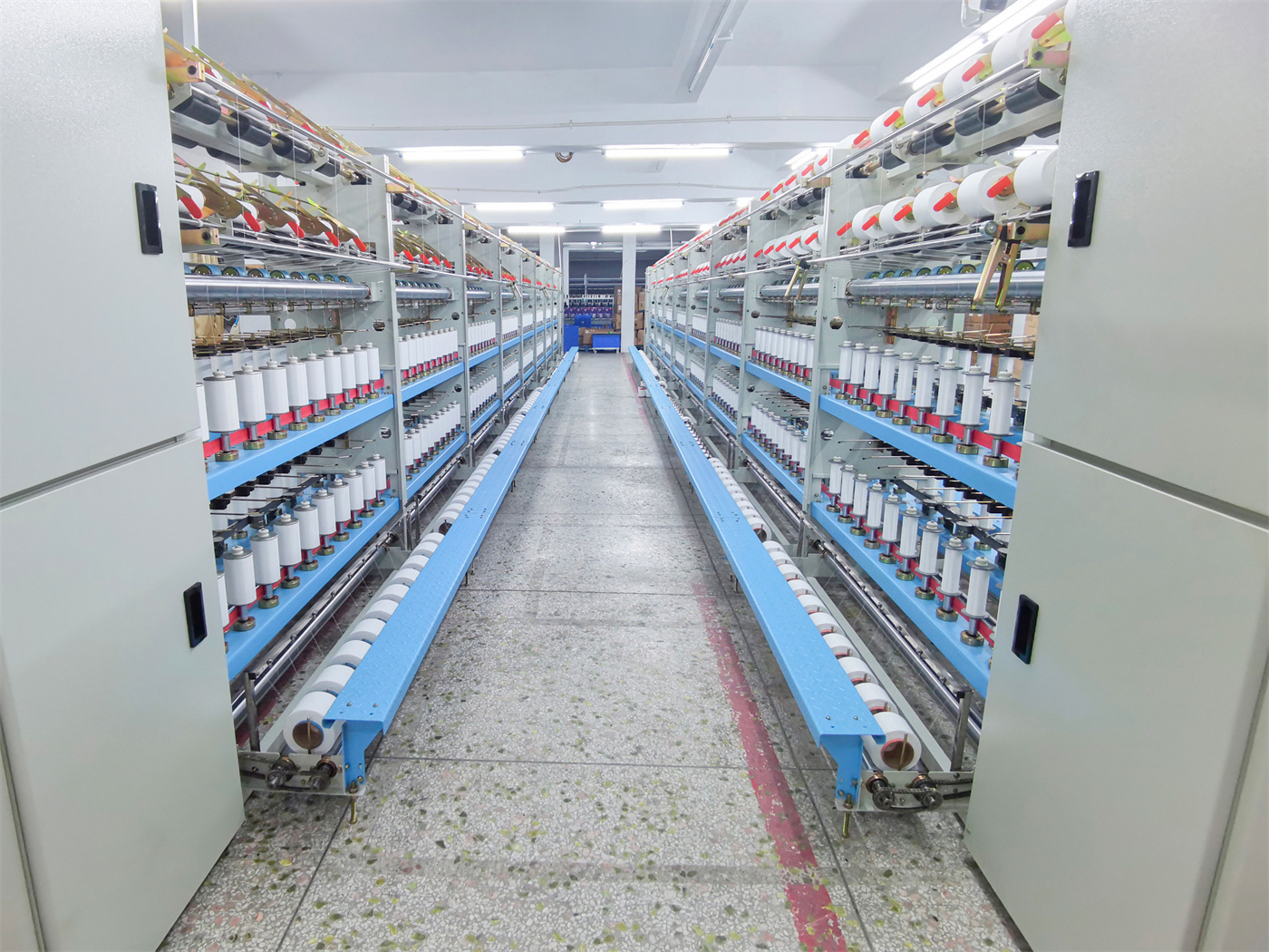 Yarn wrapping department